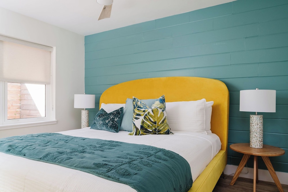 Haleys Court Boutique Motel