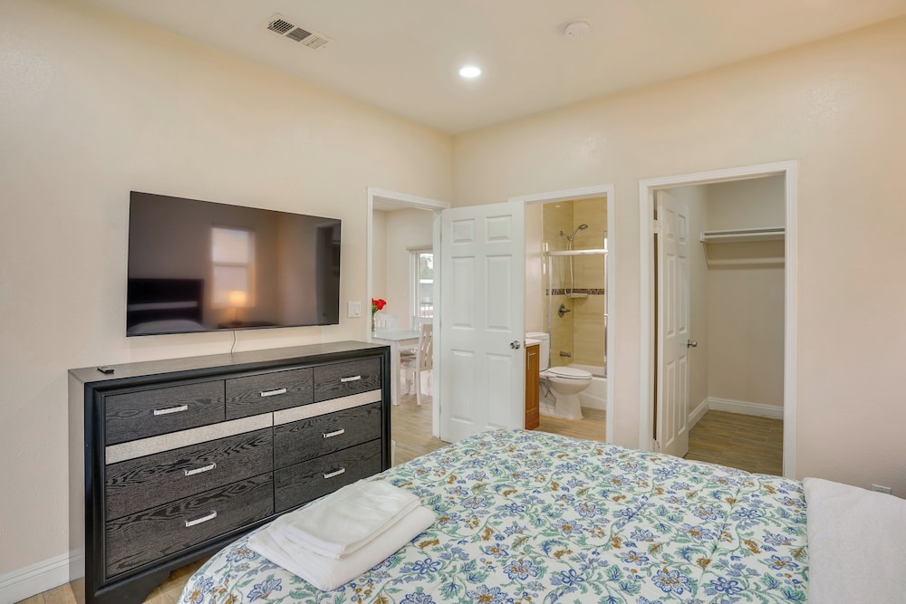 Explore the OC Coast! Midway City Home w/ Yard