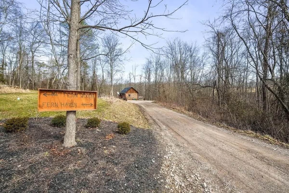 Fern Haven A Modern Take on Hocking Hills Cabins