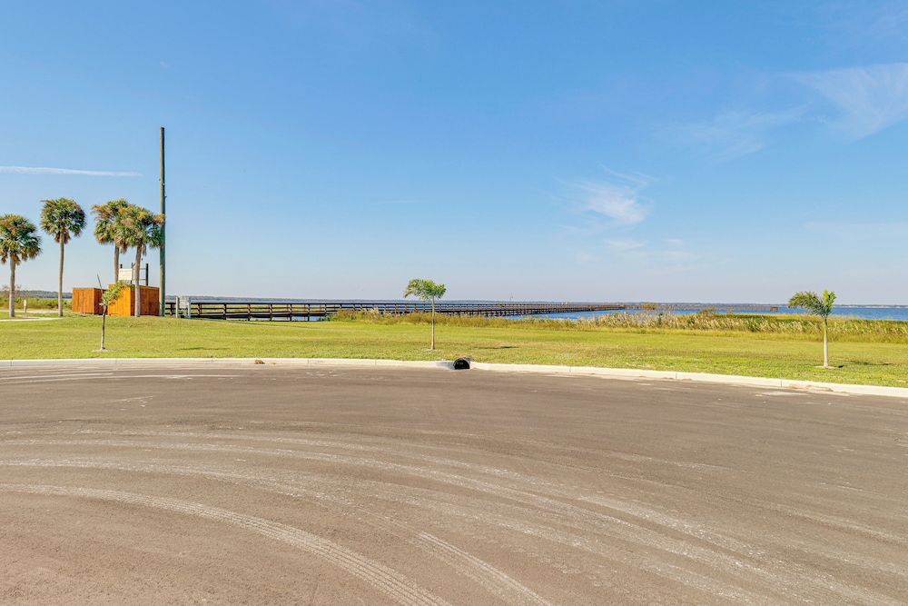 4 Mi to Golf: Quiet Lake Wales Retreat