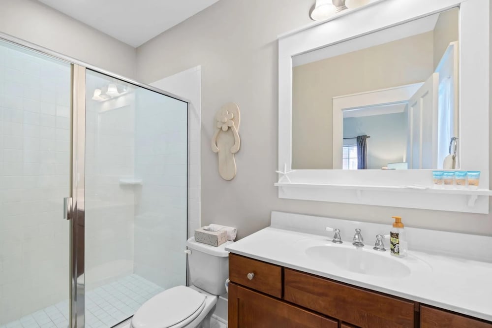 Pet Friendly Beach House - Sandy Toes