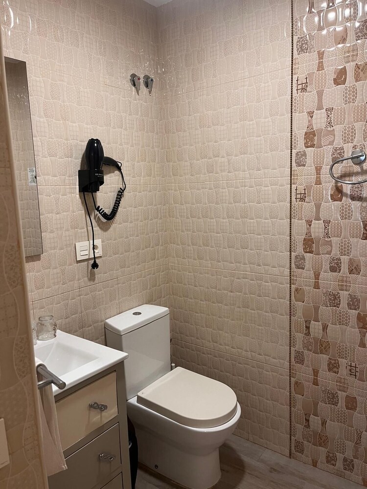 Hostal Flor de Lis - Lojo