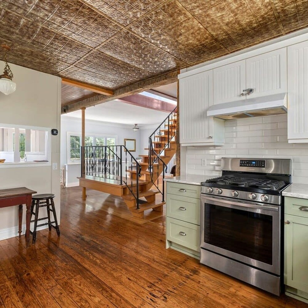 Welcome to Golden Field Farmhouse
