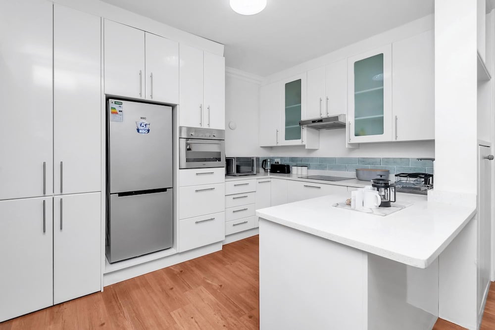 2bed Central Apartment in Cape Town Atlantic Point