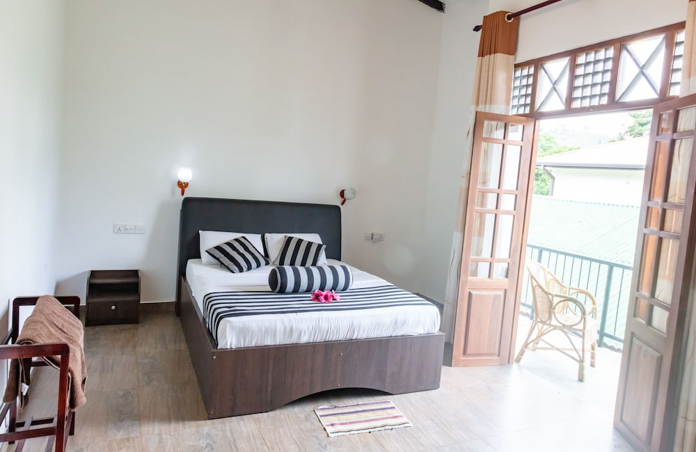 Shadow Inn Guest House Ella