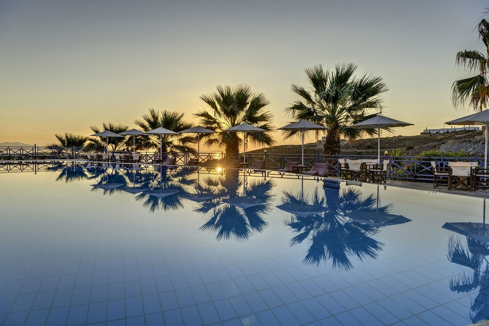Sunrise Beach Suites