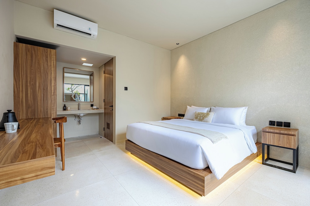 Anavia Private 3BR Villa Canggu