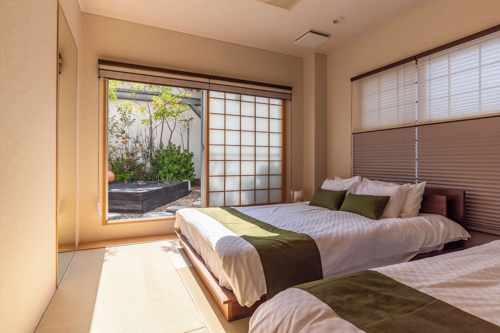 Bijou Suites AI PREMIUM