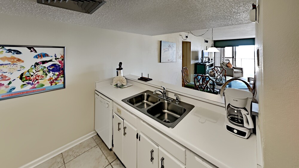 Brigadune 2c 2 Bedroom Condo
