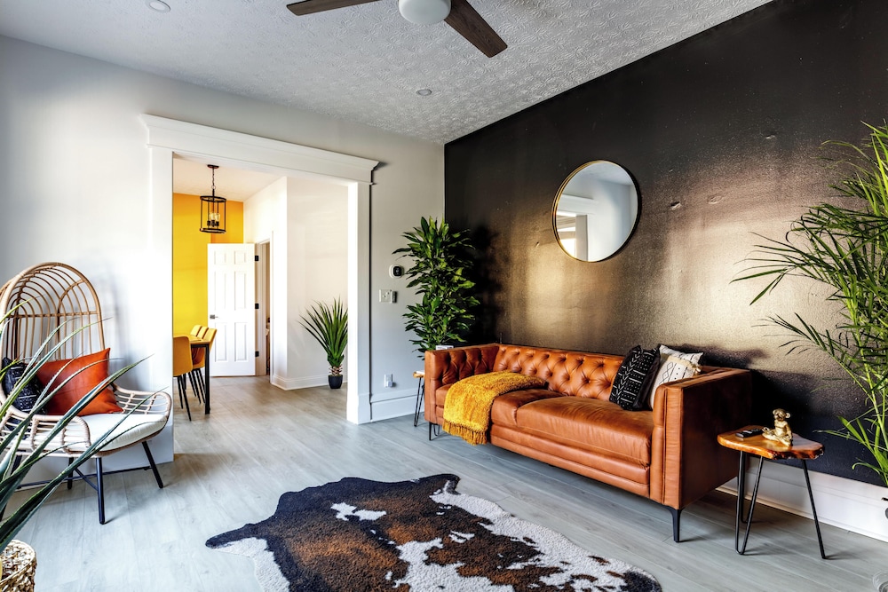 Jungle House Boutique Residences – Downtown Columbus & Short North