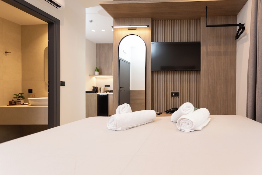 Armonia Seaview Suites photo 4