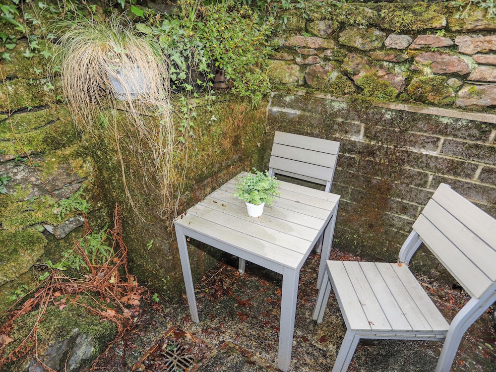 Quarryman's Cottage