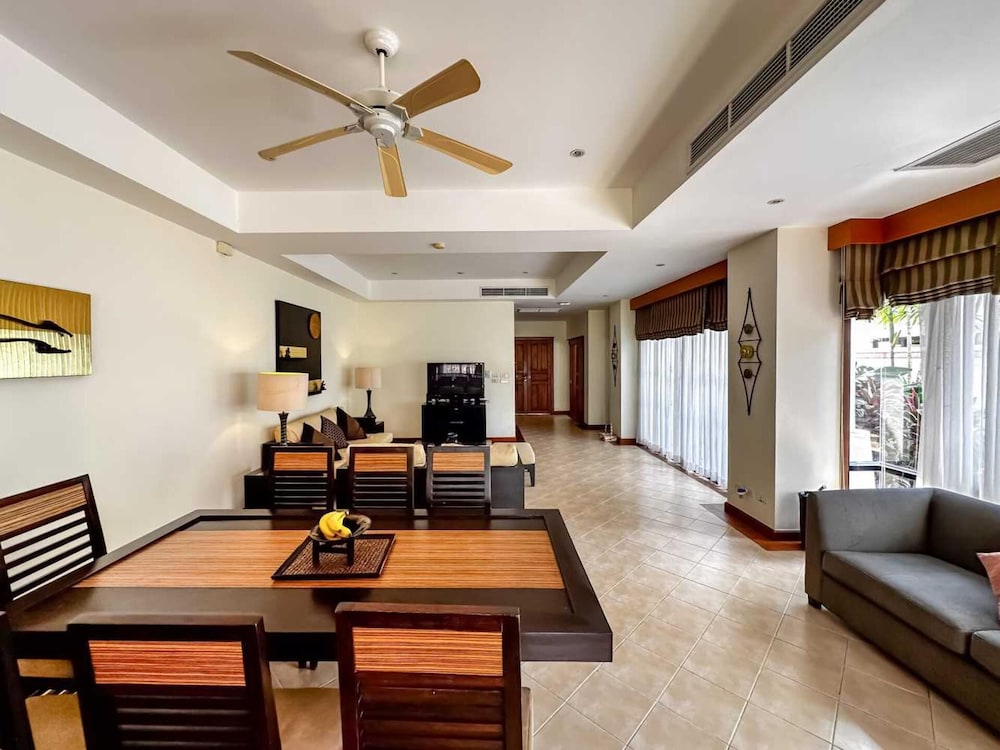 Beautiful 3-bed Villa in Cherngtalay, Thalang