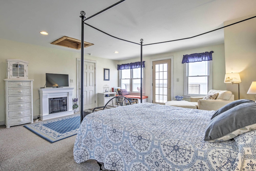 Fireplace + Sunroom! Oceanfront Cape Cod Cottage
