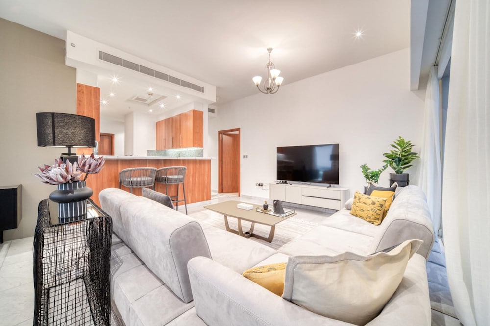 Modern Elegance w a New York Edge Difc Apt