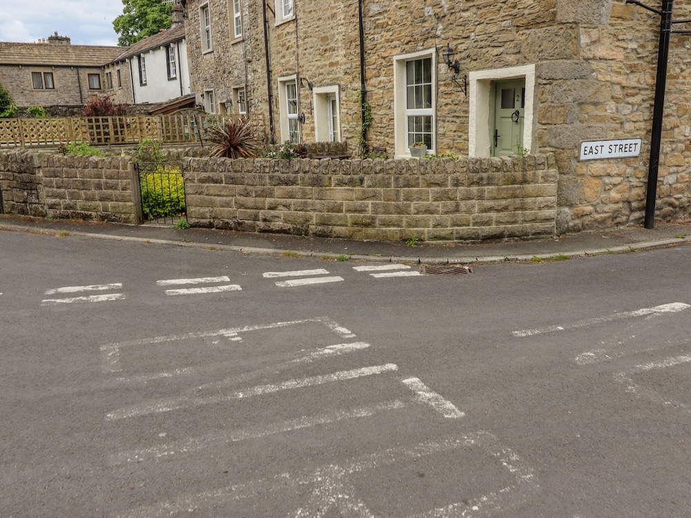 5 East Street