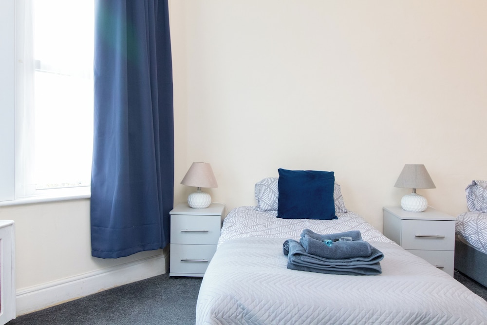 Thornbury Guest House Room