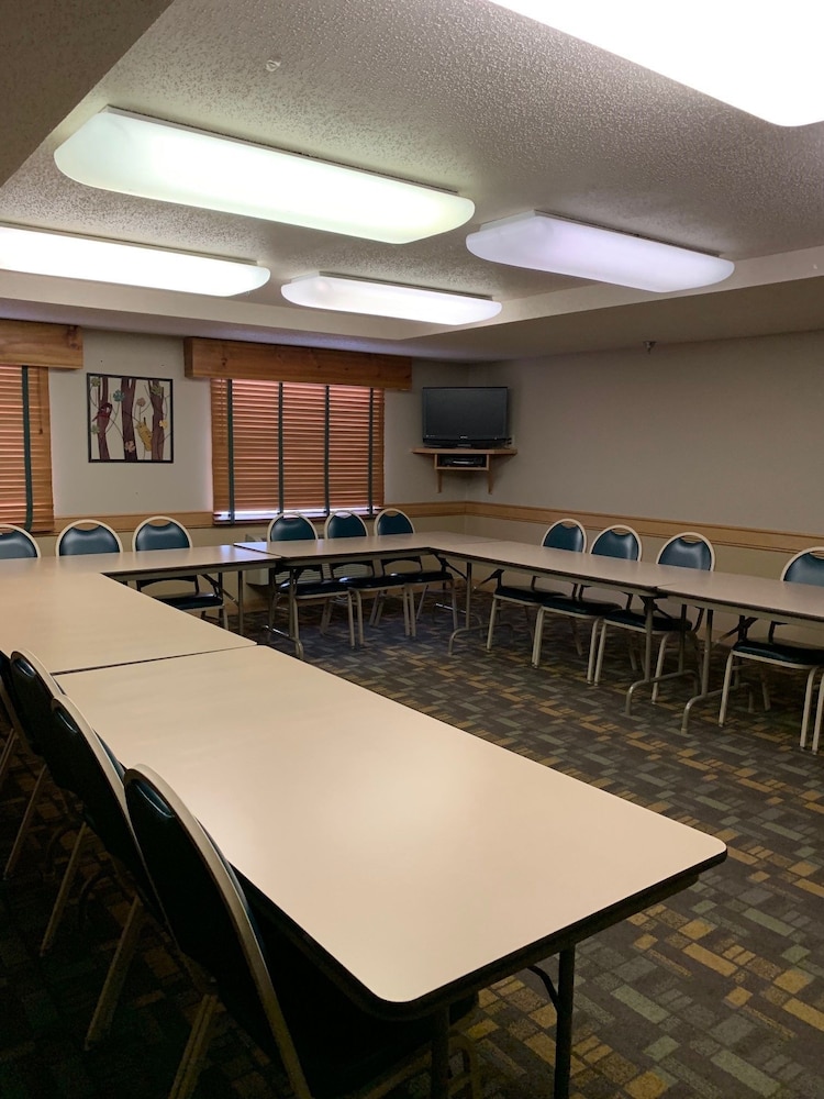 meeting & event spaces