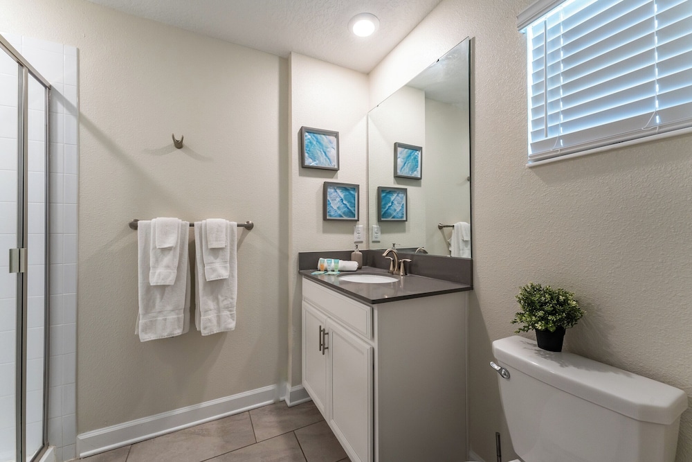 Enchanted 5BR Townhome Disney Fun Awaits
