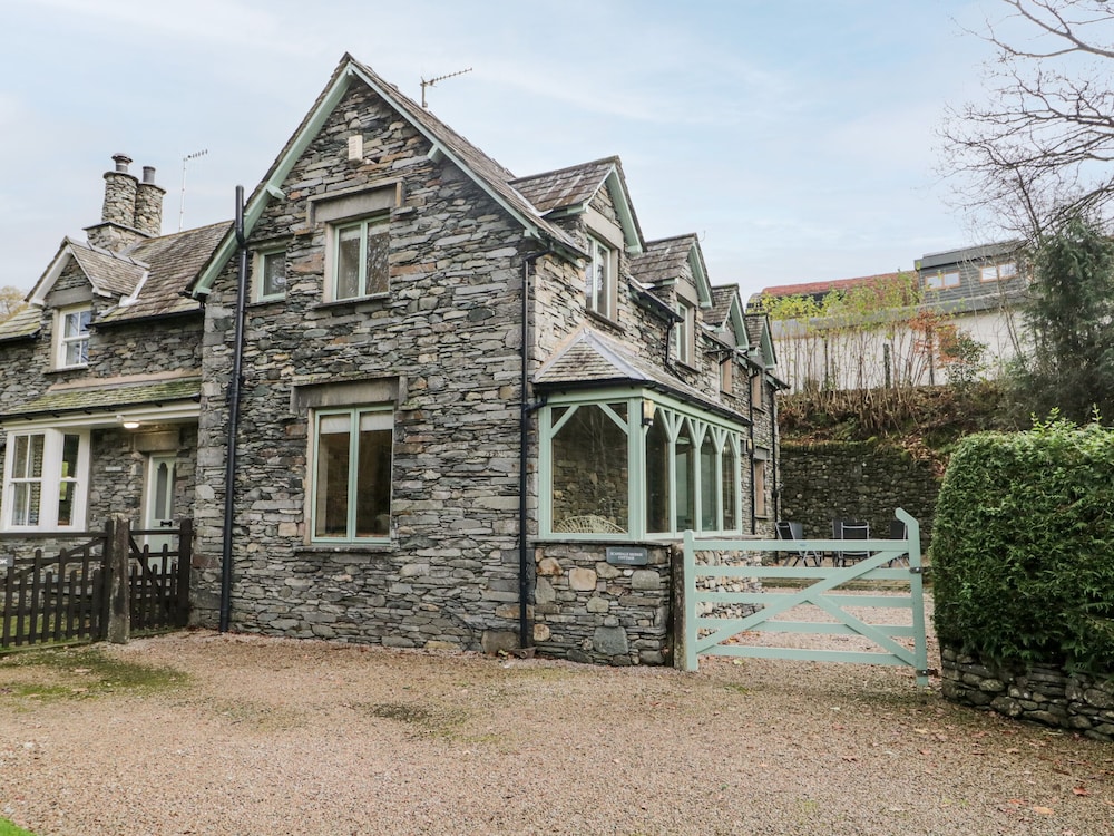 Scandale Bridge Cottage