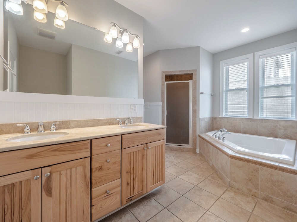 Eagles' Landing by Topsail Realty