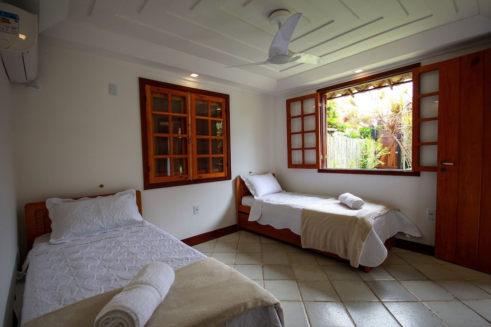 Bz46 Casa 150 metros da praia 5 suites