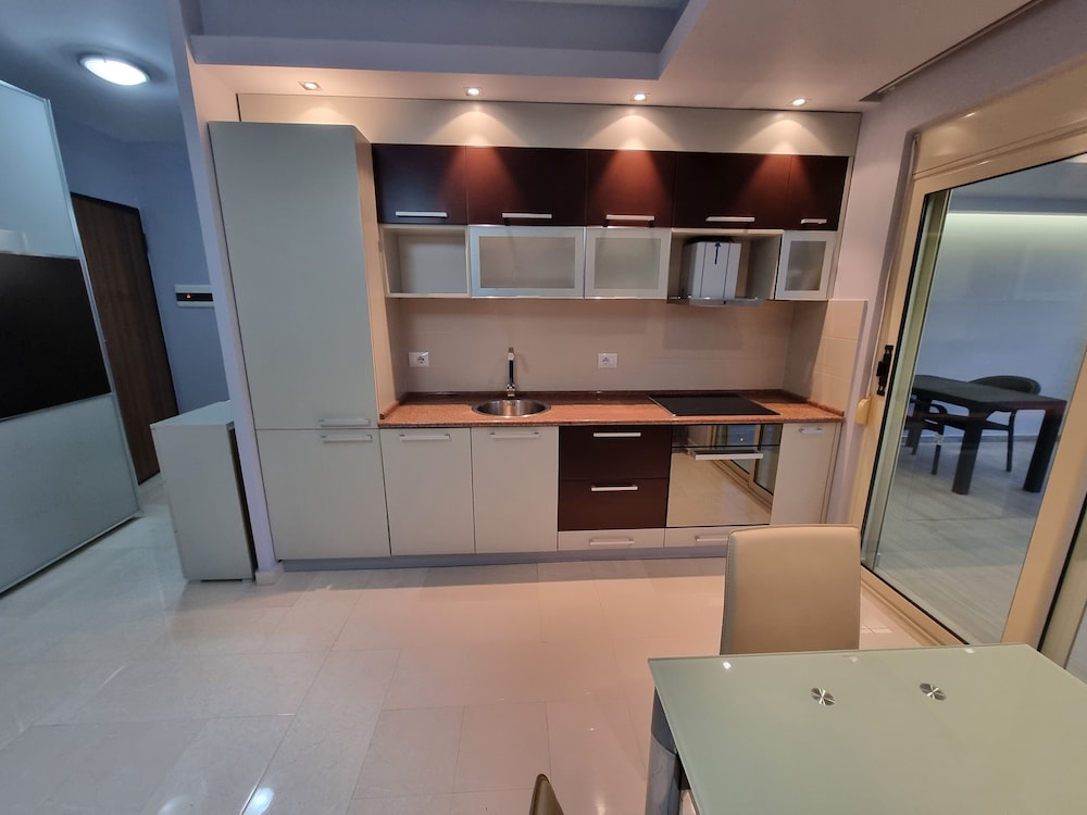 Bes' Sea View Studio