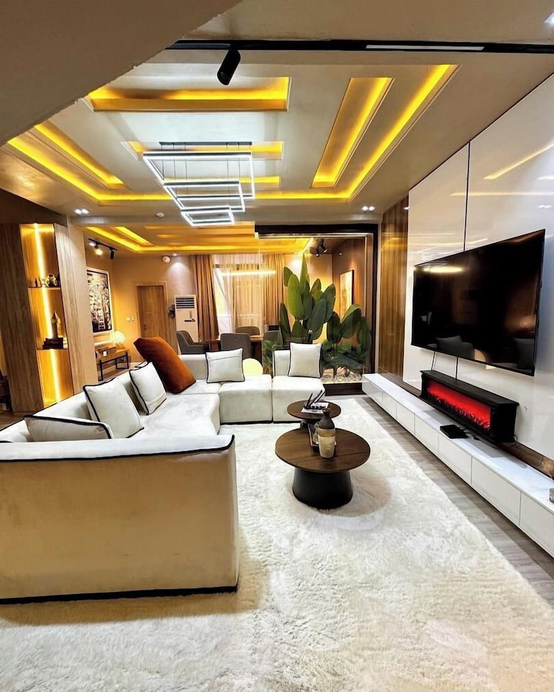 Cantec Apartment