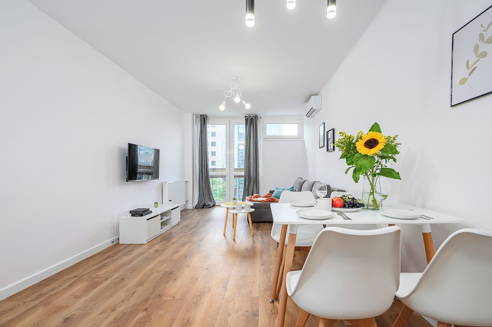 ShortStayPoland Jana Pawla B90