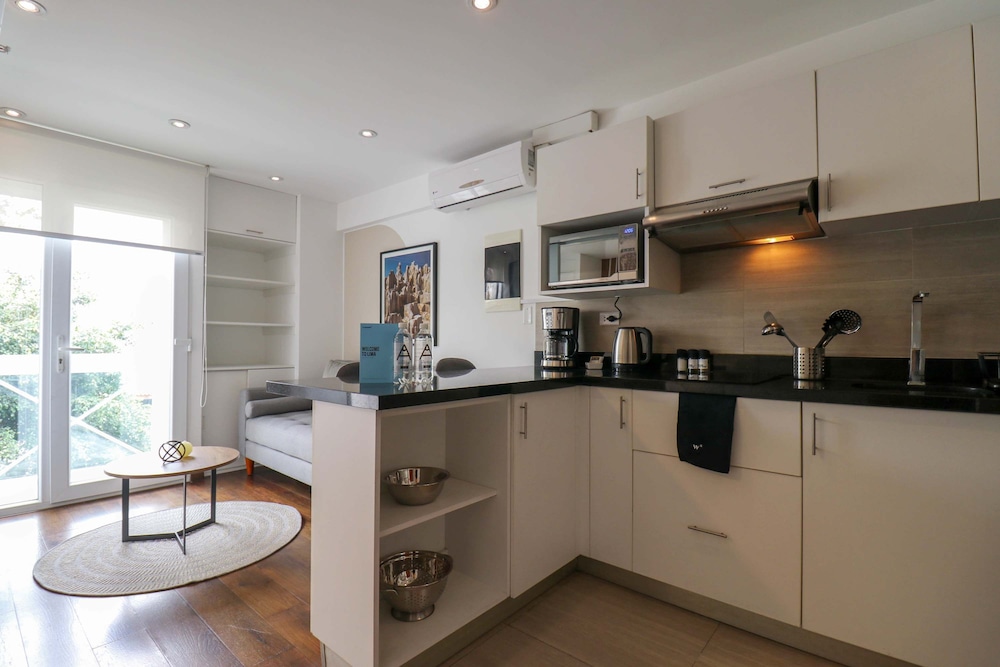 w Luxurious 1BR w Majestic Balcony in Barranco