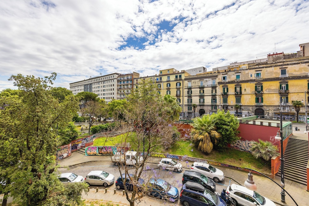 Cavour Art and Museum Flat by Napoliapartments
