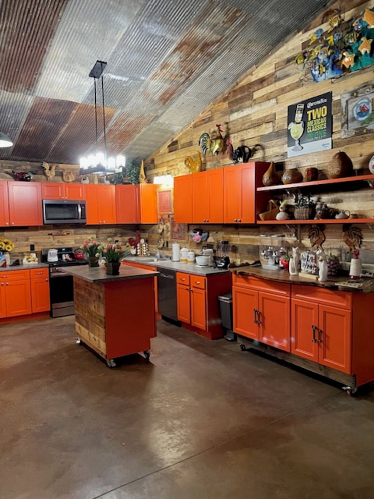 Hermann Grain Bins BNB