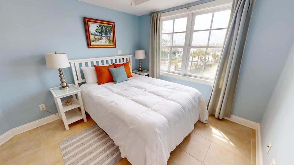 Pier Walk Unit C by Tybee Vacation Rentals