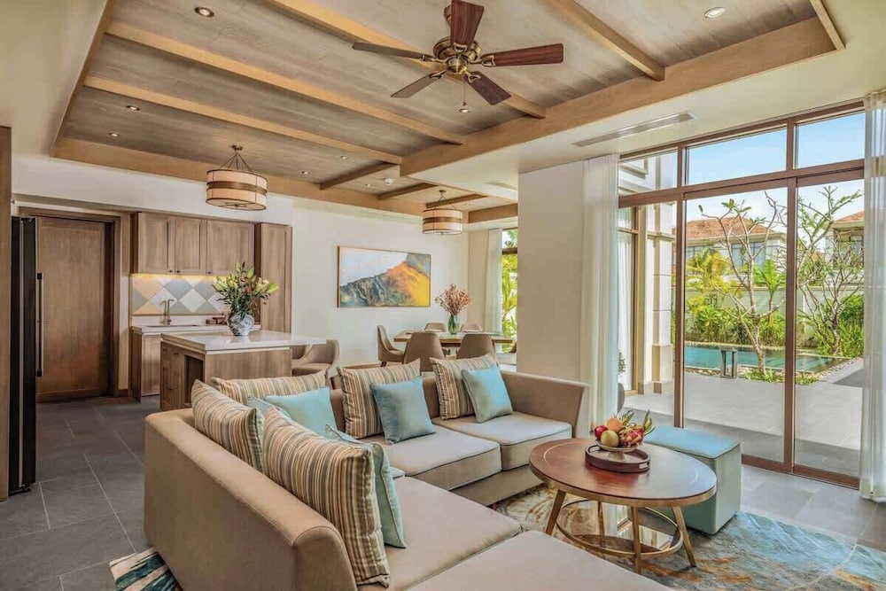 Luxe 3BR Villa: Private Pool & Resort Perks!
