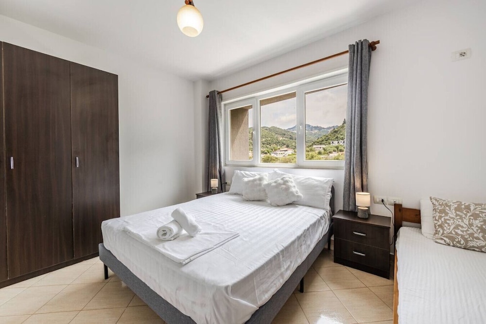 Seaside Stay Apartment