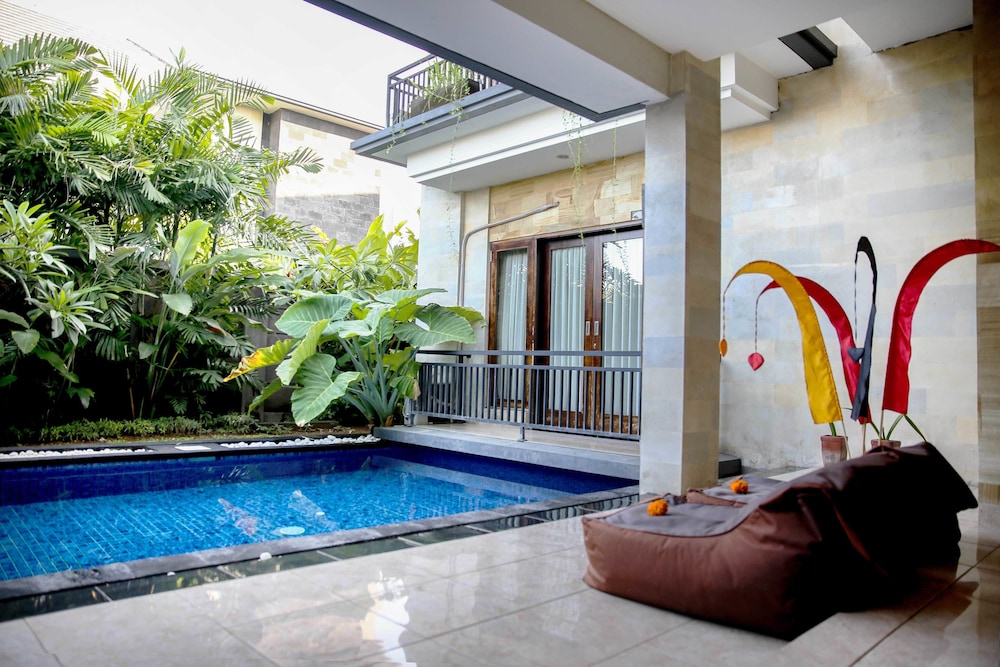 Legong Kirana Villas