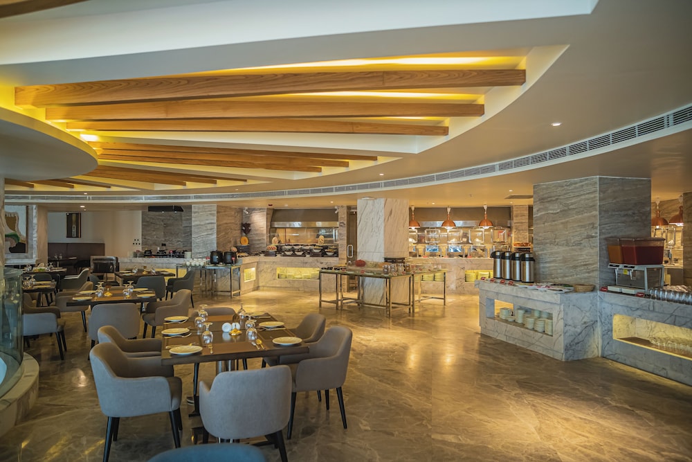 Ramada by Wyndham Cox's Bazar Kolatoli Beach — photo 9