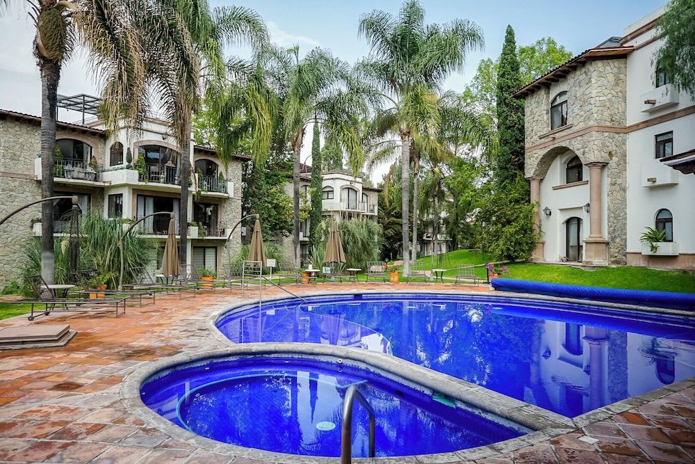 Prime Location w Amenities in San Miguel