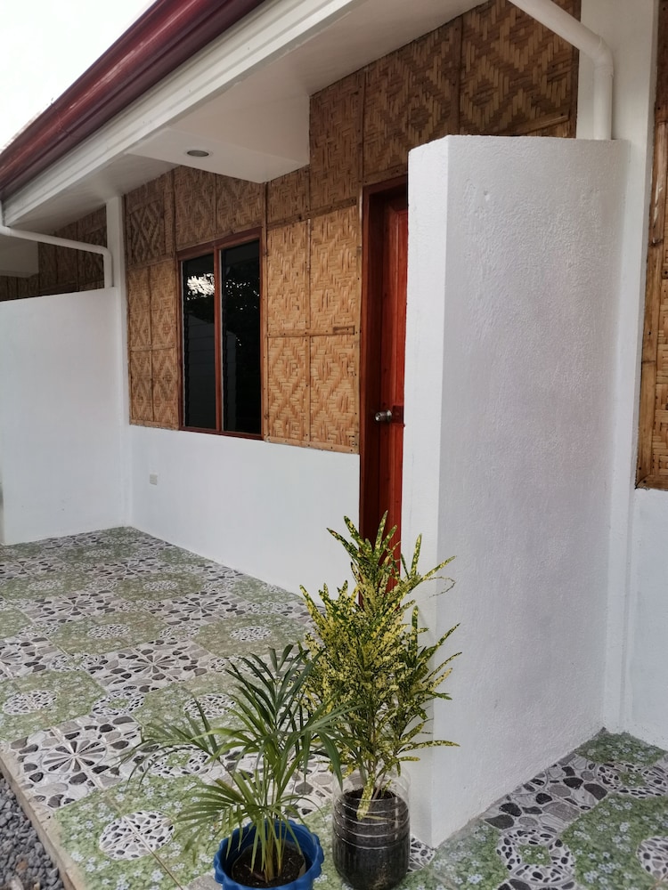 Cayabyabs Apartment view 4