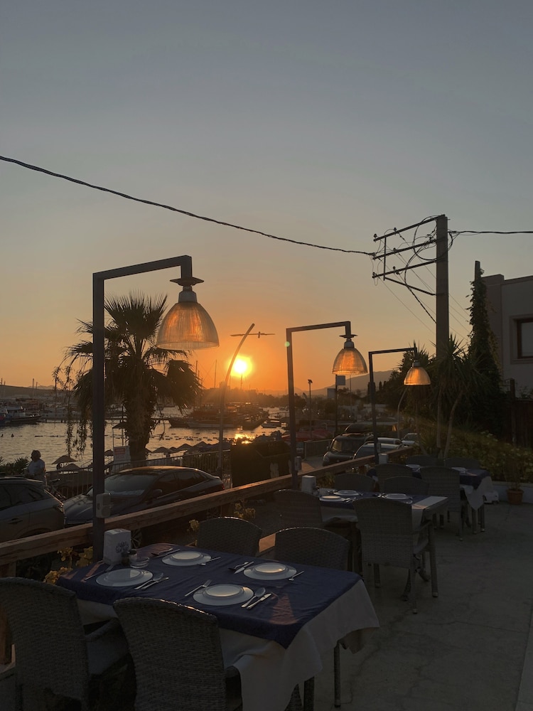 Akkan Beach Hotel - Image 73