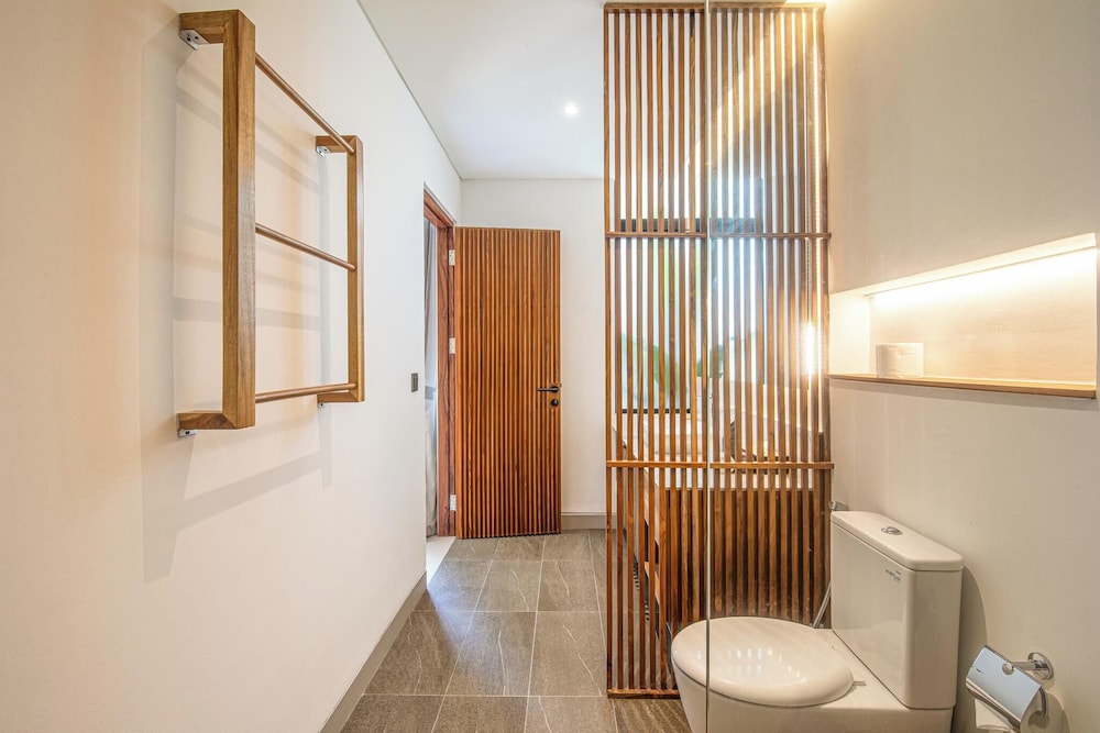 Elegant 6BR Canggu Retreat Just 400m to the Ocean