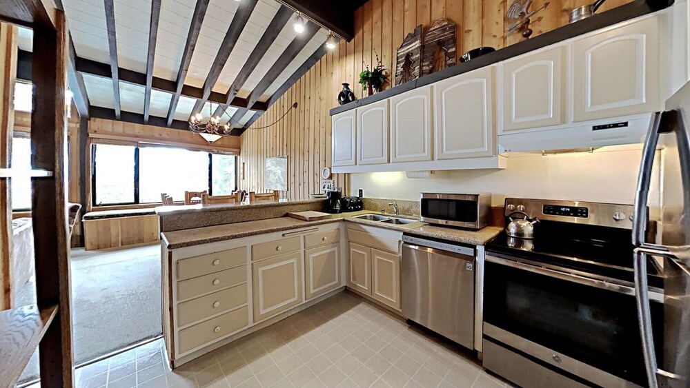 Mammoth Mountain - Vacation Condos