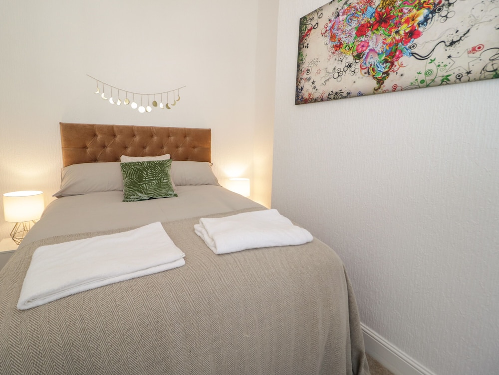 Llewelyn Apartment