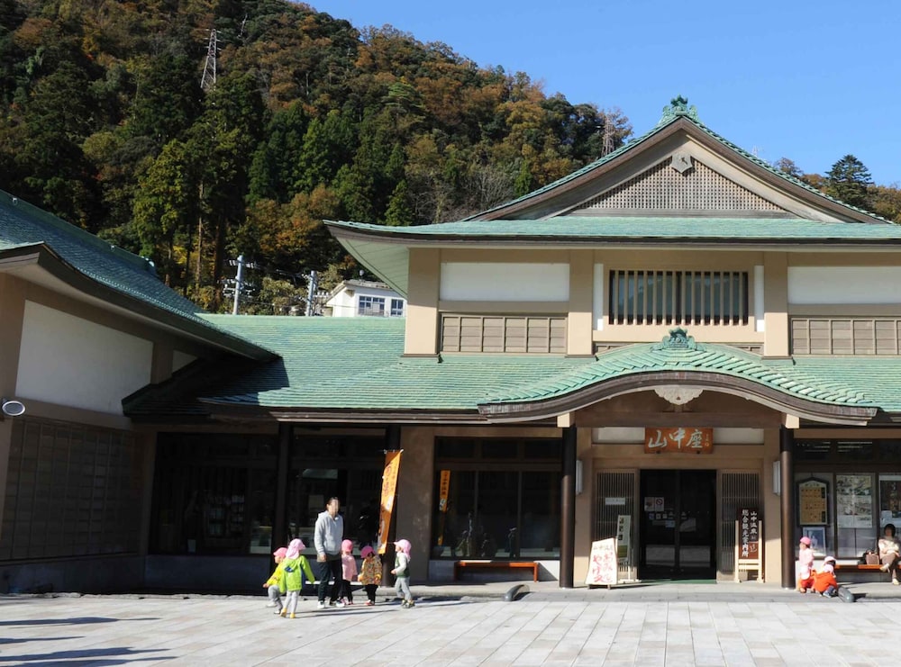 Guest House IROHA Yamanaka01 view 2