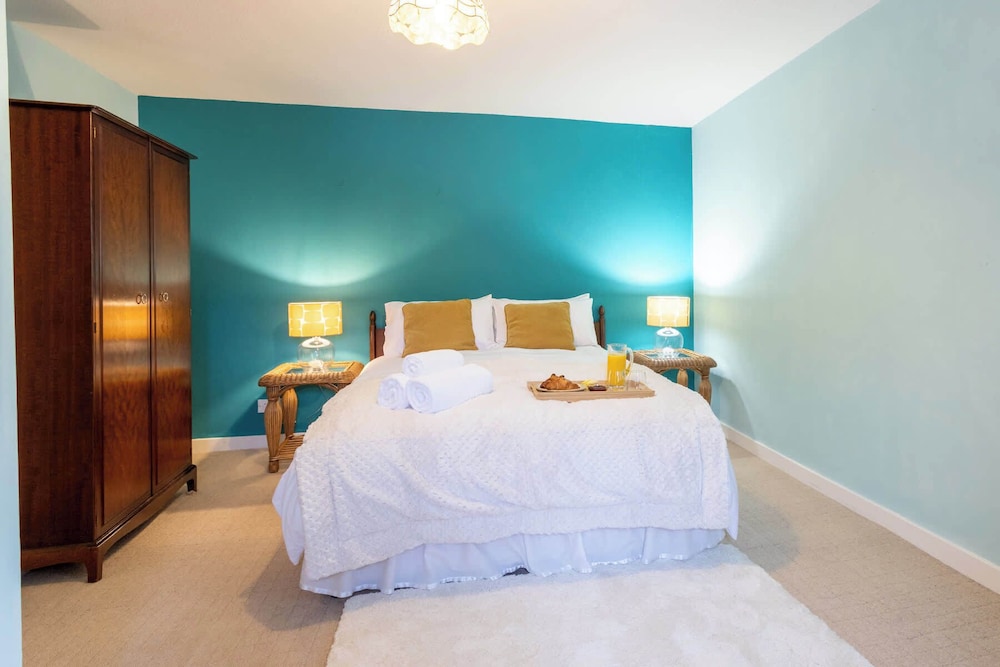 New Cross Keys House - Cosy 4-bed Cottage in Kirk Yetholm