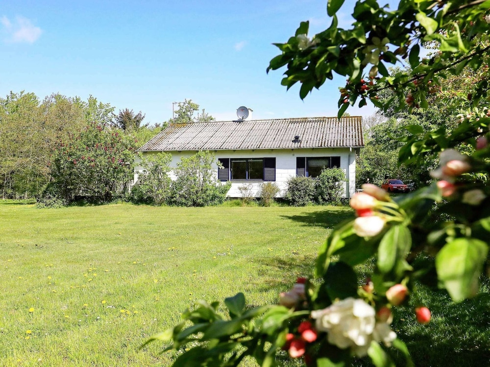 Refreshing Holiday Home in Spøttrup near Sea