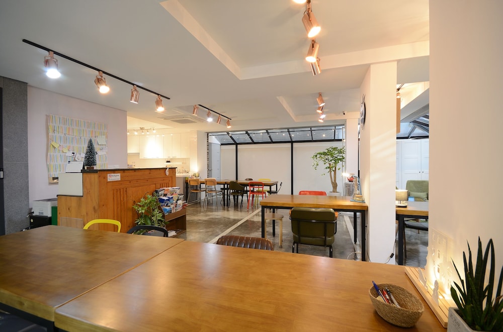 Sunny Hill Hostel Hongdae
