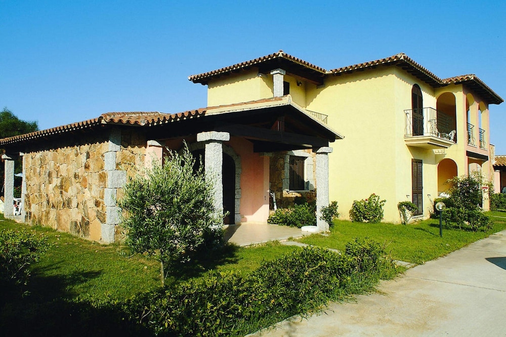 Apartment in Monte Petrosu Near San Teodoro photo 1