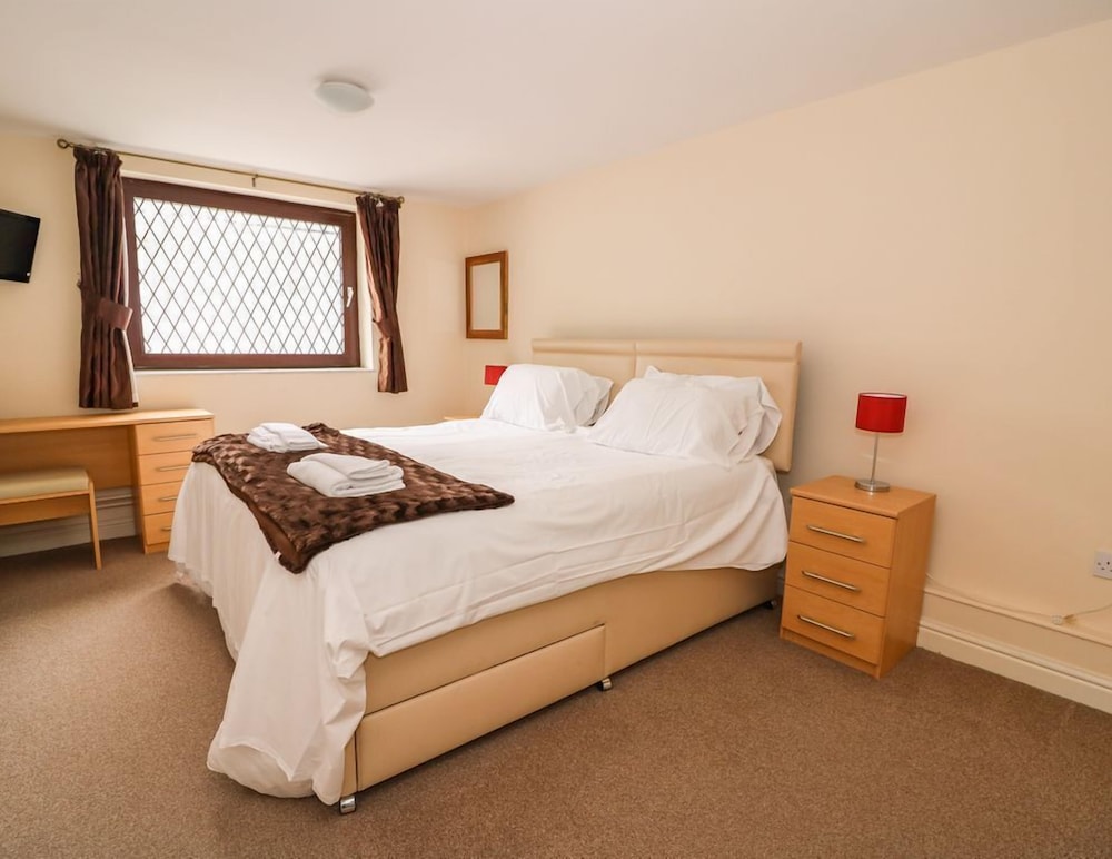 Swansea Vacations - Old Tredegar Arms - Property Image 18