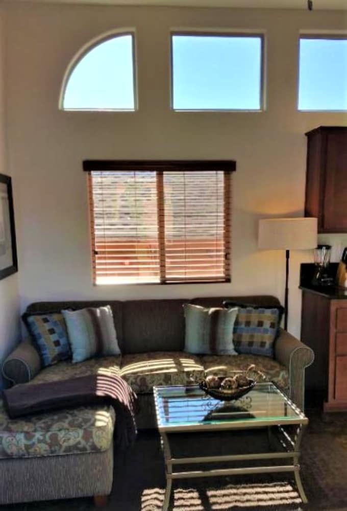 Sedona Pines Resort